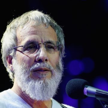 LONDON, ENGLAND - SEPTEMBER 21:  Yusuf Islam performing at The Peace One Day Celebration 2011 on September 21, 2011 in London, United Kingdom.  (Photo by Jo Hale/Getty Images)